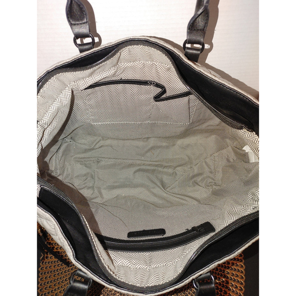 Steve Madden Quilted Nylon Overnighter - Picture 8 of 9